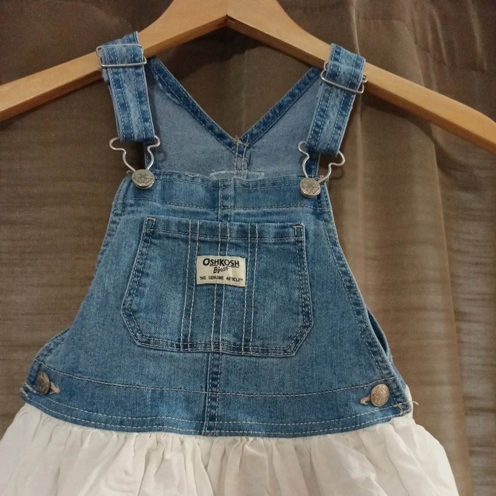 Girls OshKosh B'Gosh Overalls Dress size 5T